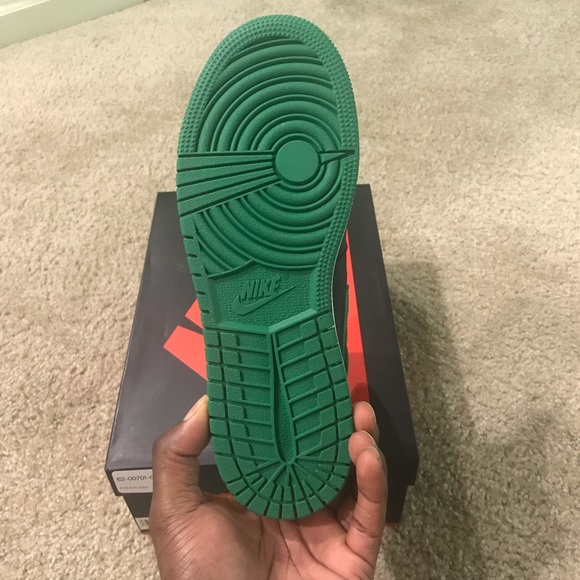 Air Jordan 1 “Pine Green” - Picture 8 of 8
